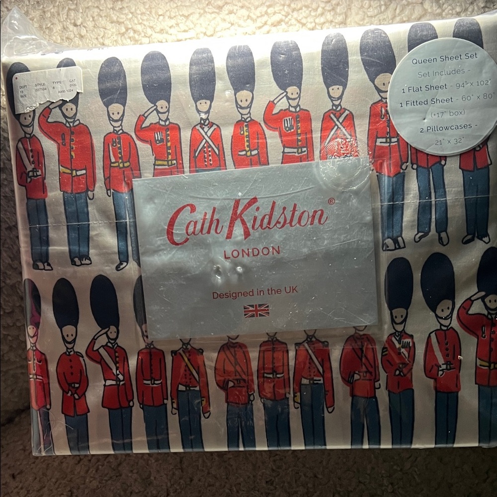 New Cath Kidston London Guard Soldiers Queen Sheet Set NWT